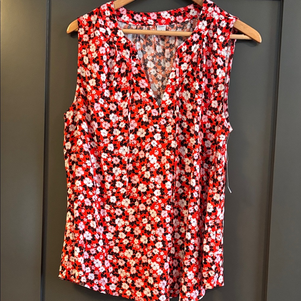 Sleeveless Red Floral V-Neck Women's Top
